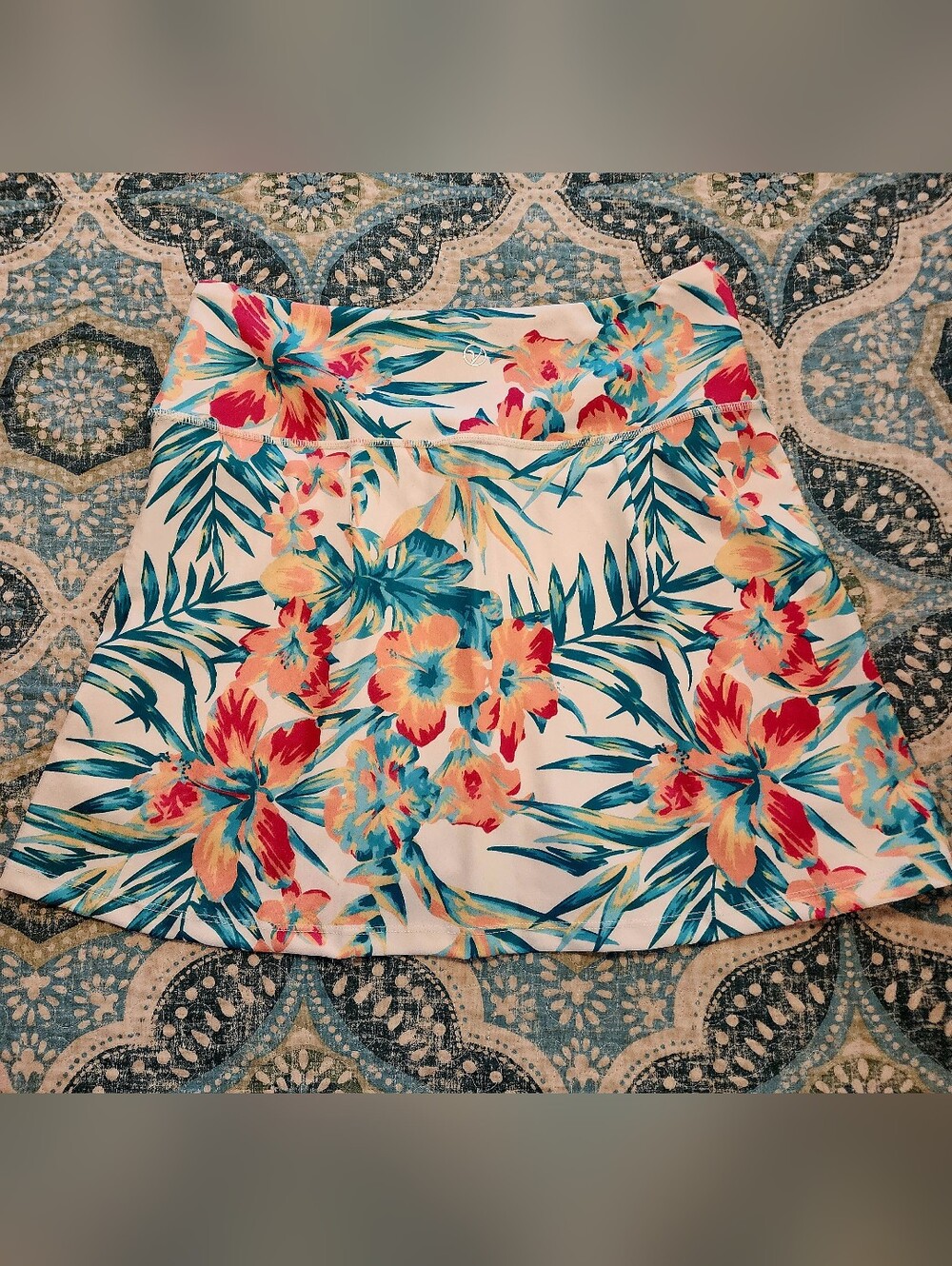 Vogo Athletica Tropical Floral White Women's Golf Tennis Pickleball Skort